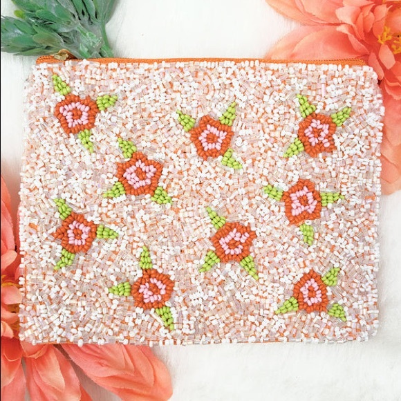 Isabelle & Riley Handbags - Oversized Floral Beaded Coin Purse